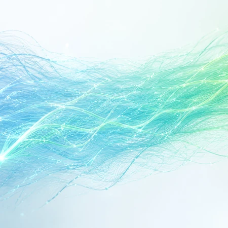 Abstrakte, leuchtende Wellenlinien in Blau und Grün, die sich wie digitale Datenströme über den weißen Hintergrund bewegen.